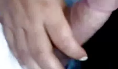 من پاهایم را بالا می کشیدم تا بتوانم یک پدال کلیپ گاییدن خارجی با شگفت انگیز را برای شما فراهم کنم