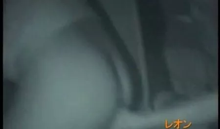 عزیزم Assfetish پر عکس شهوانی خارجی از dildo بزرگ