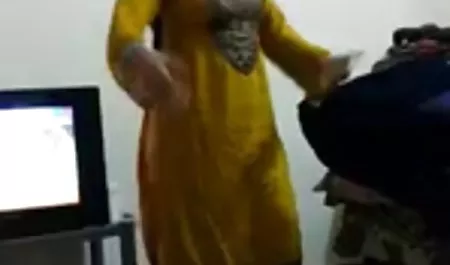 مادر کلیسا در StepDaughter خود فریاد دانلود کلیپ سکسی خارجی رایگان می زند